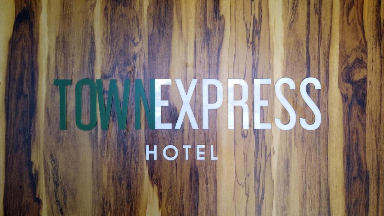 Hotel Town Express Durango Eksteriør bilde